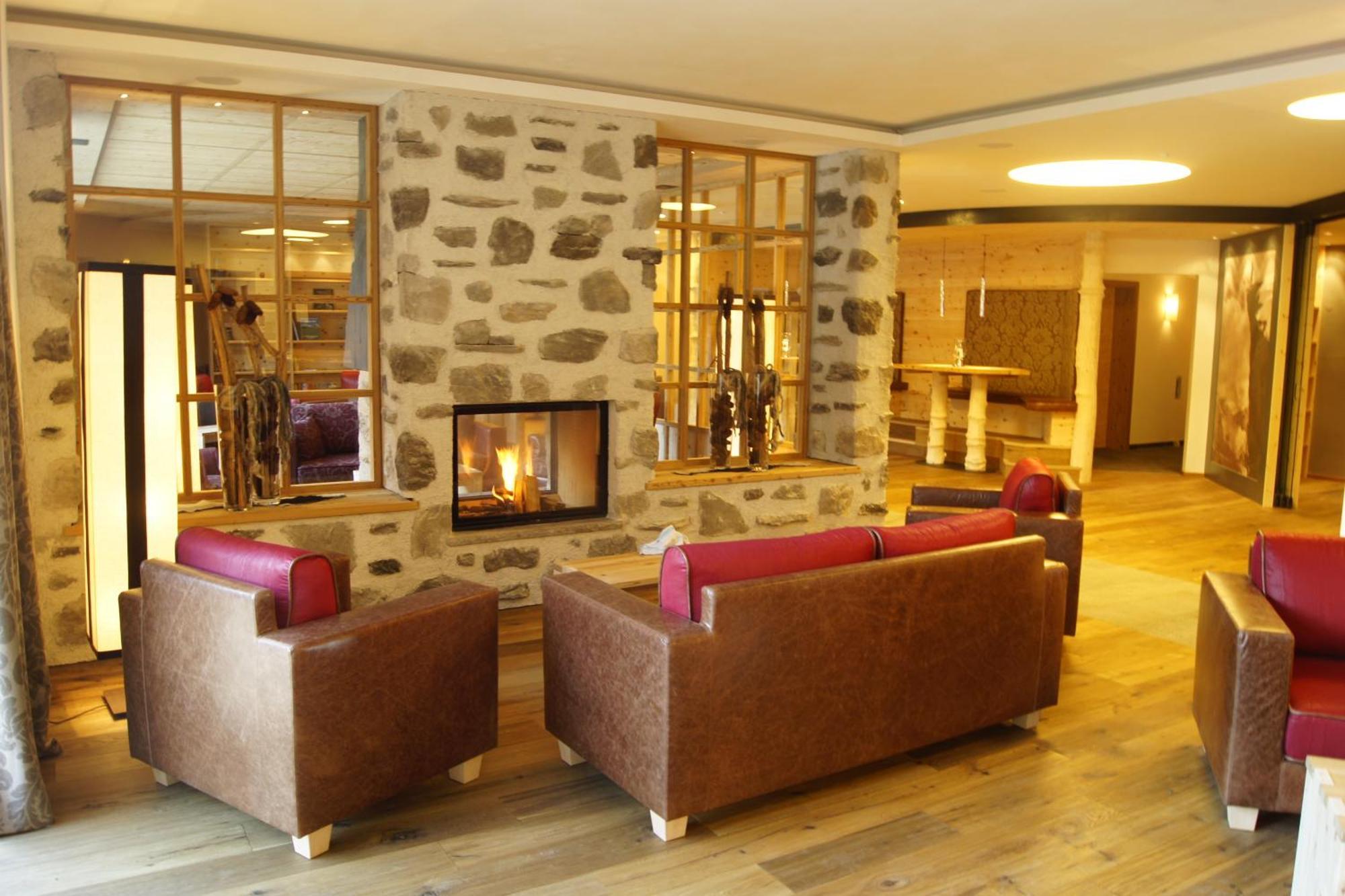 Dolomites Living Hotel Tirler Алпе ди Сиуси Екстериор снимка