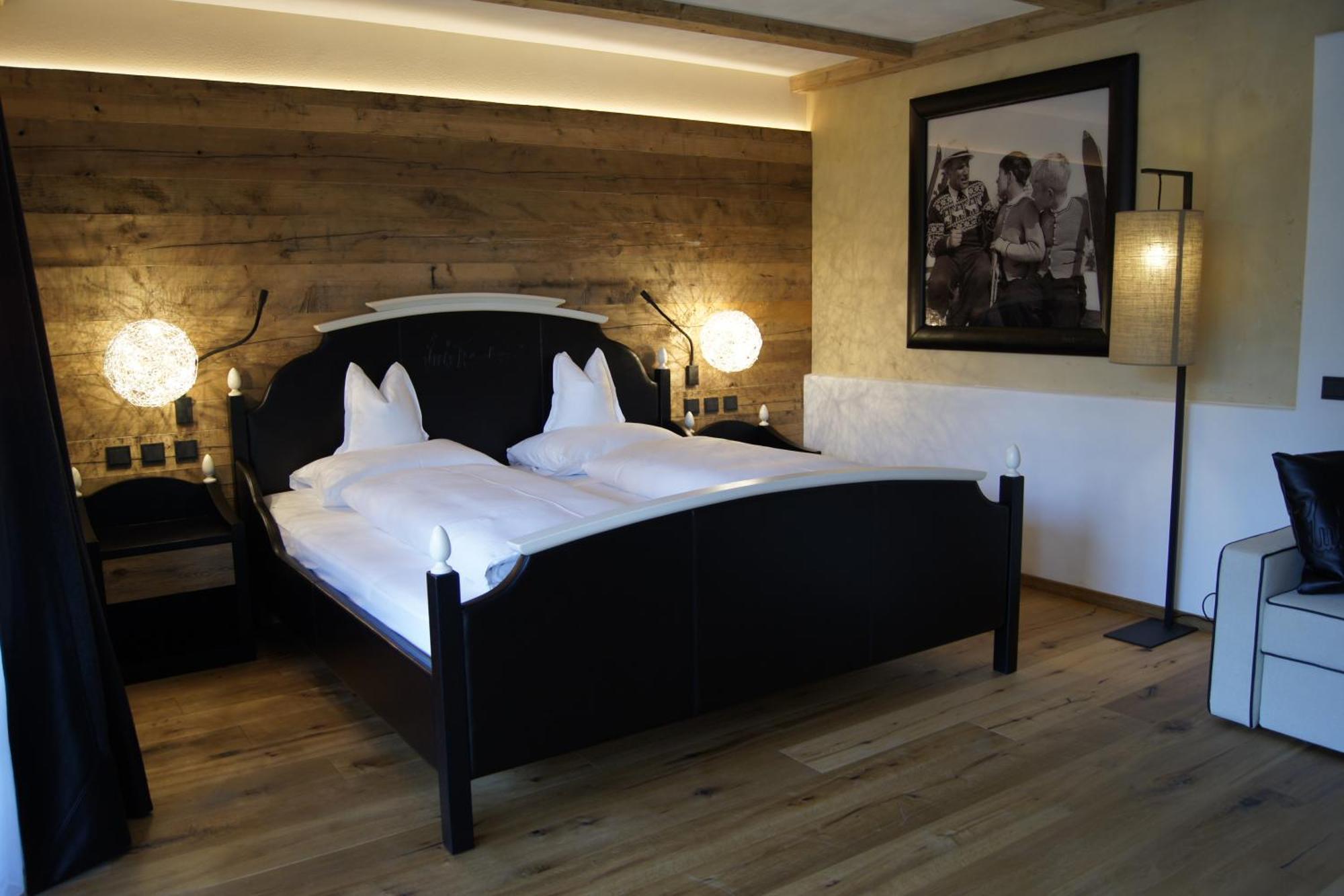 Dolomites Living Hotel Tirler Алпе ди Сиуси Стая снимка
